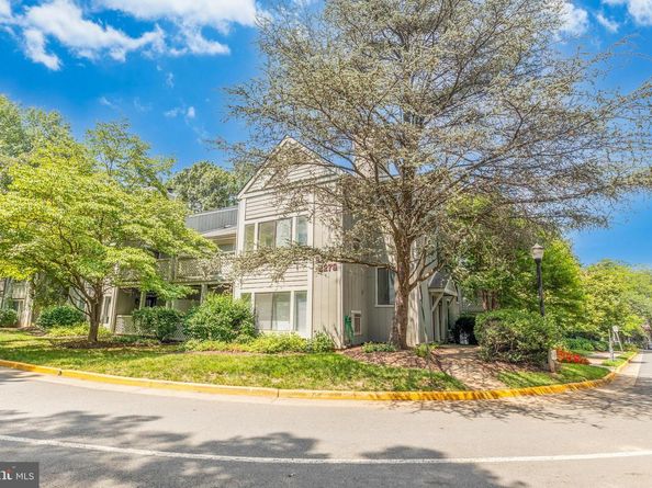 2273 Hunters Run Drive, Reston VA 20191