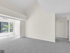 2273 Hunters Run Drive, Reston VA 20191