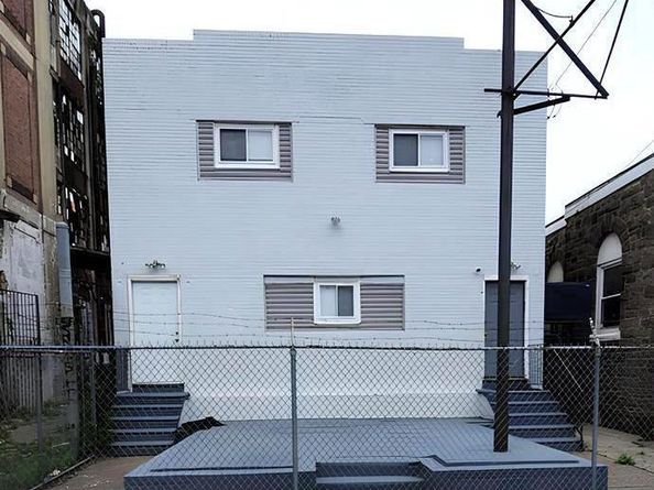 2045 W Toronto Street, Philadelphia PA 19132
