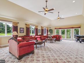 509 Wheatfield Lane, Newtown PA 18940