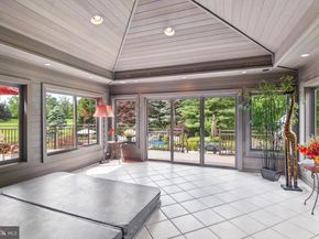 509 Wheatfield Lane, Newtown PA 18940