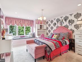509 Wheatfield Lane, Newtown PA 18940