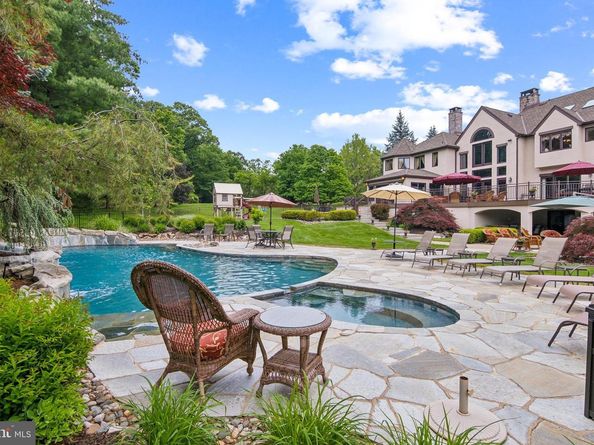 509 Wheatfield Lane, Newtown PA 18940
