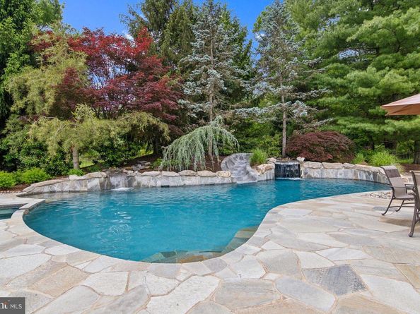 509 Wheatfield Lane, Newtown PA 18940