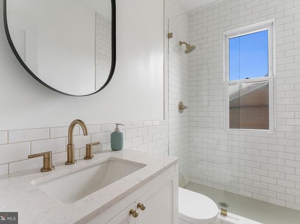 2527 Q Street NW 202, Washington DC 20007