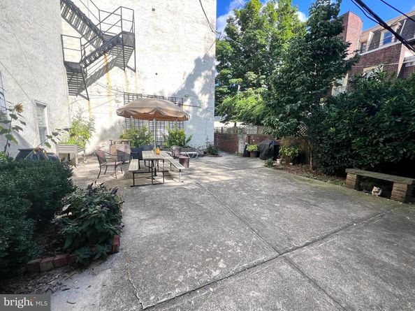 1504 Mount Vernon Street 3, Philadelphia PA 19130