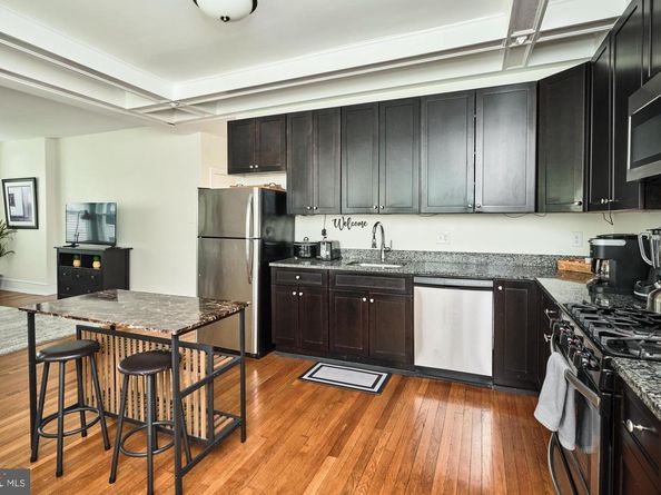 900-906 Greenwood Avenue, Jenkintown PA 19046
