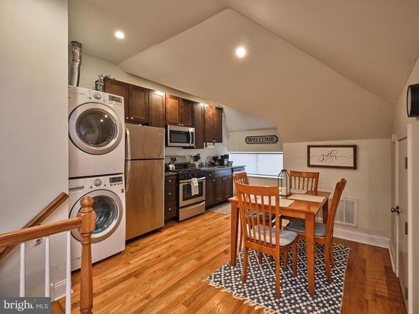 900-906 Greenwood Avenue, Jenkintown PA 19046
