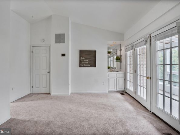 4223 N Carlin Springs Road, Arlington VA 22203