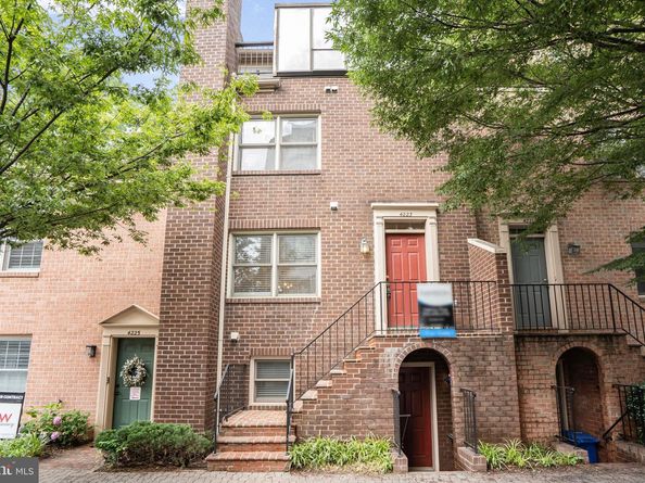 4223 N Carlin Springs Road, Arlington VA 22203