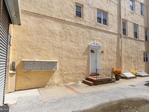1232 South Street A, Philadelphia PA 19147