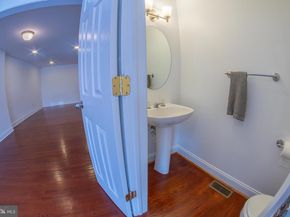 1232 South Street A, Philadelphia PA 19147
