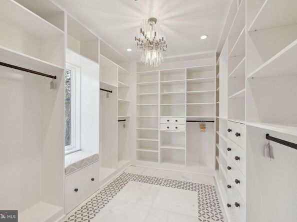 6304 Old Dominion Drive, Mclean VA 22101