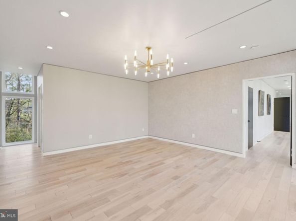 6304 Old Dominion Drive, Mclean VA 22101