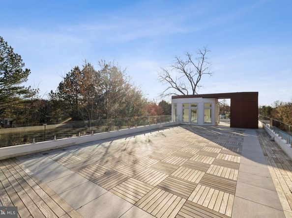 6304 Old Dominion Drive, Mclean VA 22101