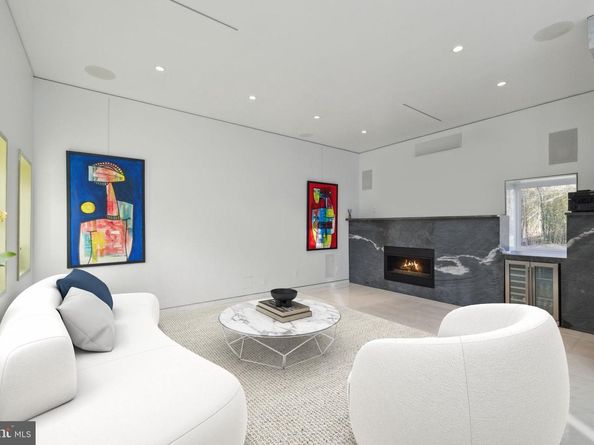 6304 Old Dominion Drive, Mclean VA 22101