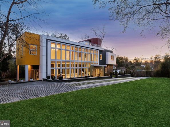 6304 Old Dominion Drive, Mclean VA 22101