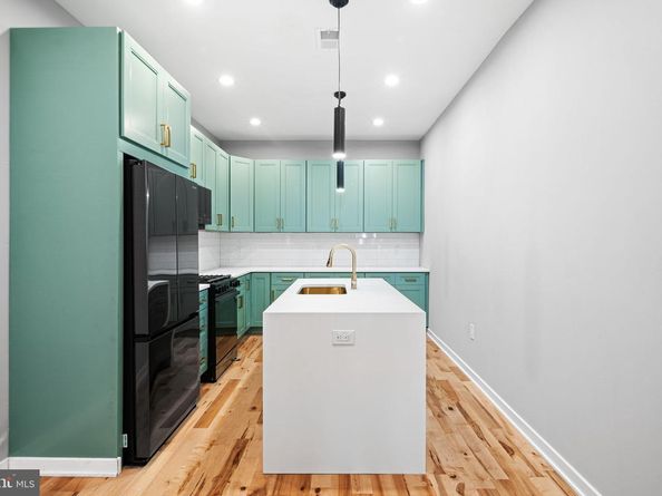 1329 Dickinson Street, Philadelphia PA 19147