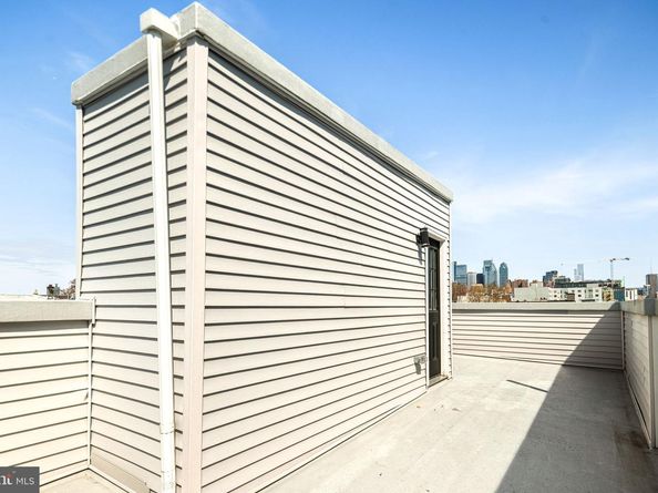1329 Dickinson Street, Philadelphia PA 19147