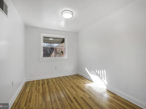 2206 15TH Street NE, Washington DC 20018