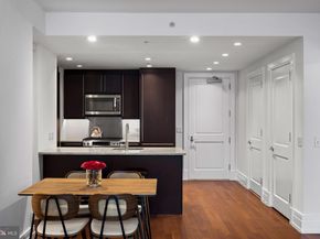 130 S 18TH Street 402, Philadelphia PA 19103