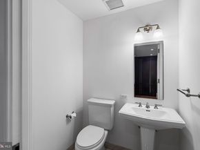 130 S 18TH Street 402, Philadelphia PA 19103