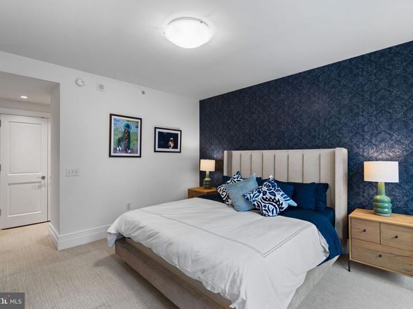 130 S 18TH Street 402, Philadelphia PA 19103