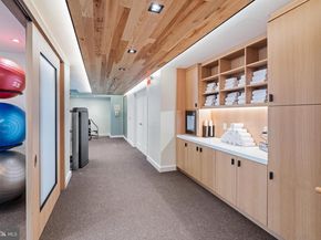 130 S 18TH Street 402, Philadelphia PA 19103