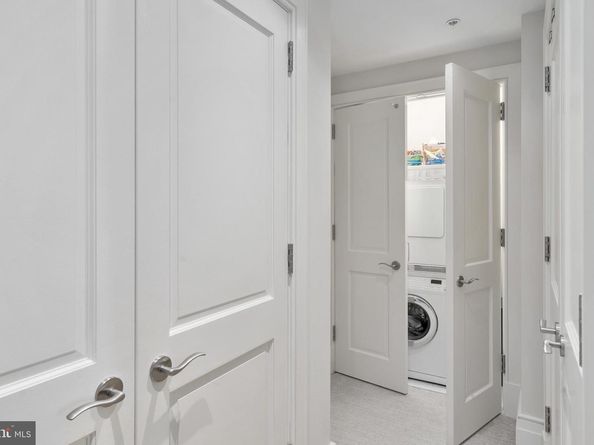 130 S 18TH Street 402, Philadelphia PA 19103