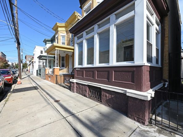 6012 Palisade Ave, West New York NJ 07093