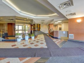 401 Harmon Cove Tower 401, Secaucus NJ 07094