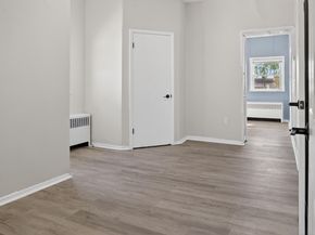 12 West 10th St, Bayonne NJ 07002