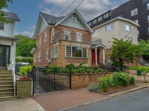17 77th St, North Bergen NJ 07047