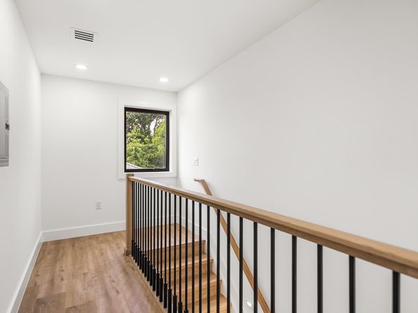 21 Pikeview Terrace, Secaucus NJ 07094