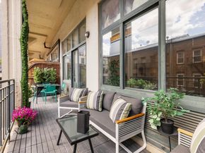 205 10th St 3H, Jersey City NJ 07302
