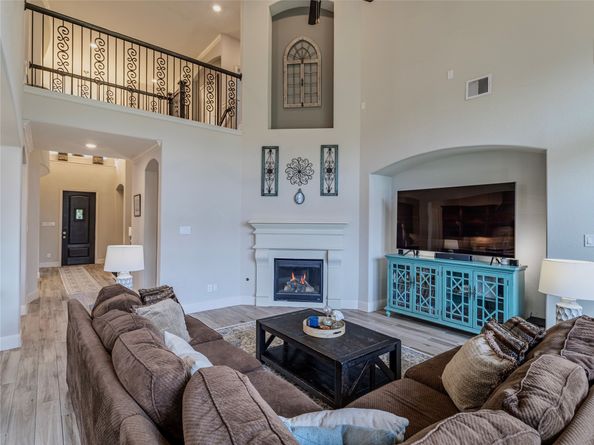 10923 Sunnydale Ridge Lane, Cypress TX 77433