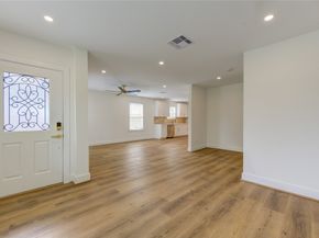 6923 Keller Street, Houston TX 77087