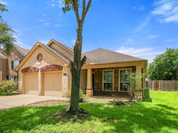 20130 E Lakebridge Lane, Richmond TX 77407