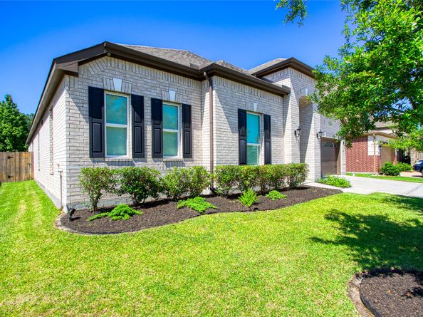 13235 Westmont Heights Lane, Houston TX 77044