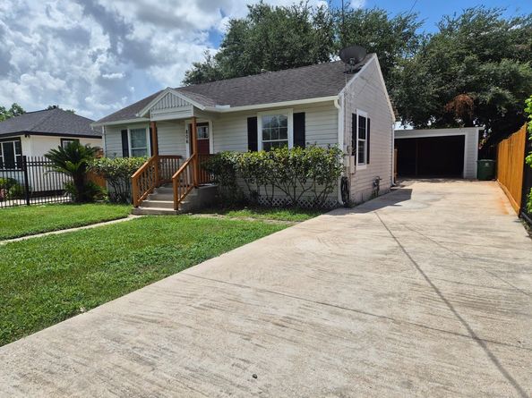806 Gale Street, Houston TX 77009