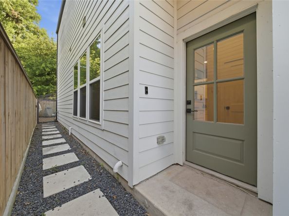 5218 San Juan Street, Houston TX 77020