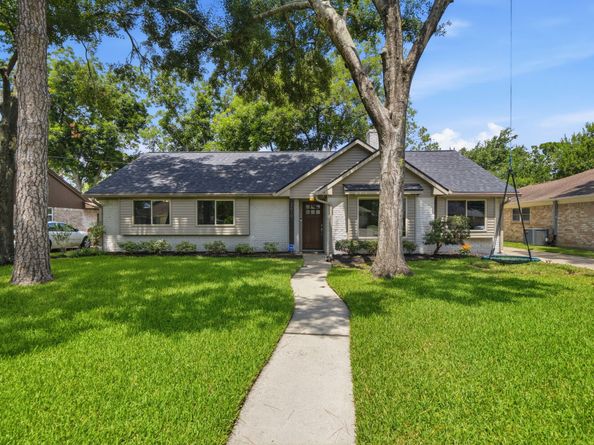 2619 Parana Drive, Houston TX 77080