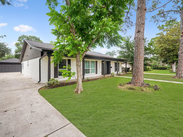 5630 Lymbar Drive, Houston TX 77096