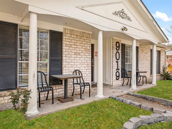 9019 Grape Street, Houston TX 77036