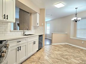 4231 SOUTHCHASE Lane, Houston TX 77014