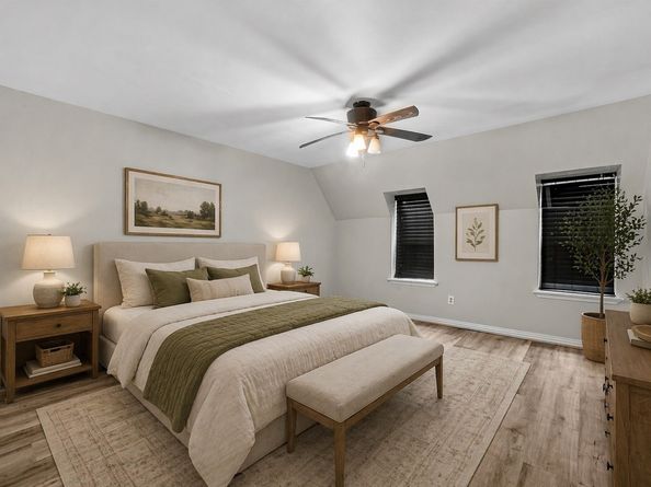 2647 Marilee Ln, Houston TX 77057