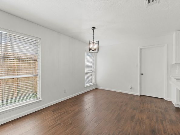 15362 Meadow Village Drive, Houston TX 77095