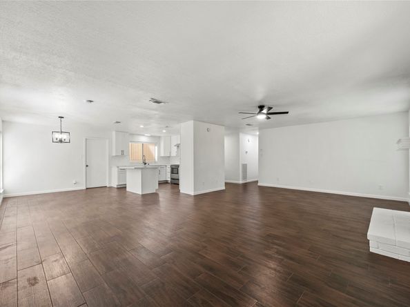 15362 Meadow Village Drive, Houston TX 77095