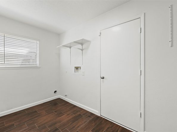 15362 Meadow Village Drive, Houston TX 77095