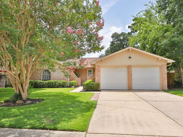 15822 Whipple Tree Drive, Houston TX 77070